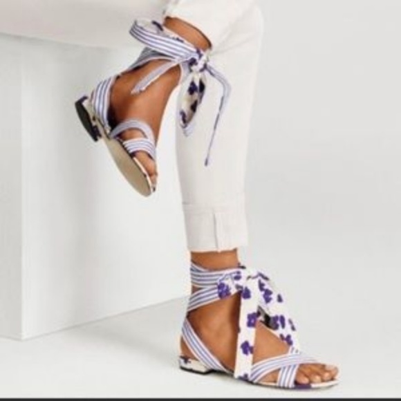 Blue & White CAbi Womens Watercolor Tied-Up Sandal Size 8 & 10 NEW - Picture 3 of 4